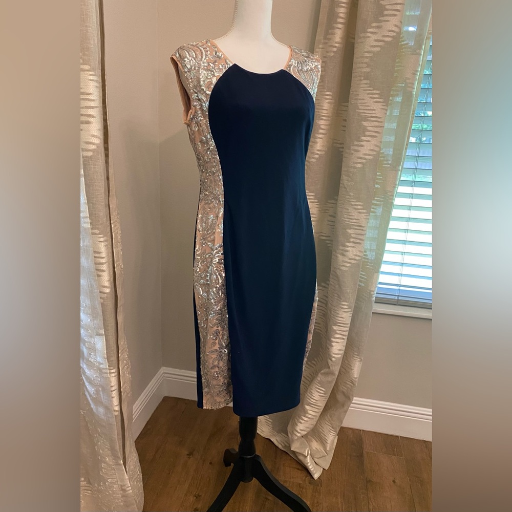 R&M Richards Dress - Picture 3 of 9